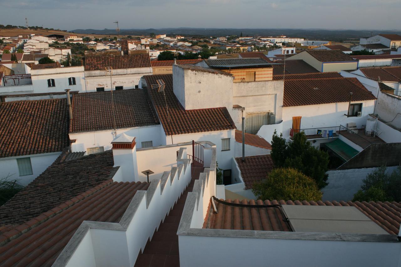 Hotel Rural Las Grullas Villanueva del Fresno Exterior photo